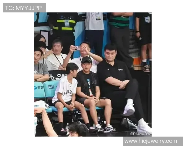 姚明亲临新乡篮球盛会与青少年分享运动梦想与激情