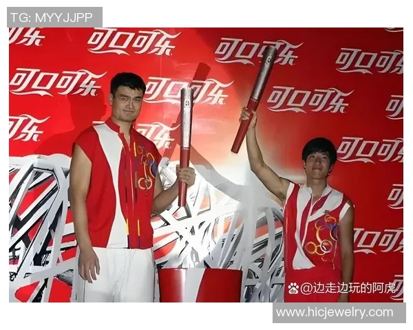 姚明的英姿展现了中国篮球的辉煌与梦想的力量