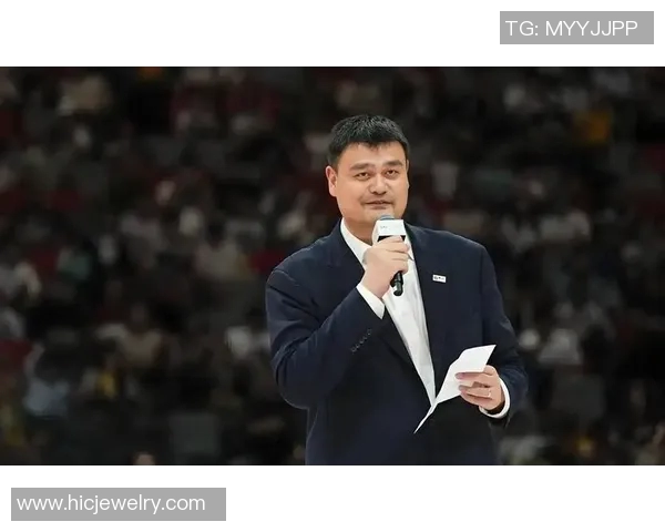 姚明佩戴耳麦的背后故事与篮球赛场上的精彩瞬间 姚明佩戴耳麦的背后故事与篮球赛场上的精彩瞬间