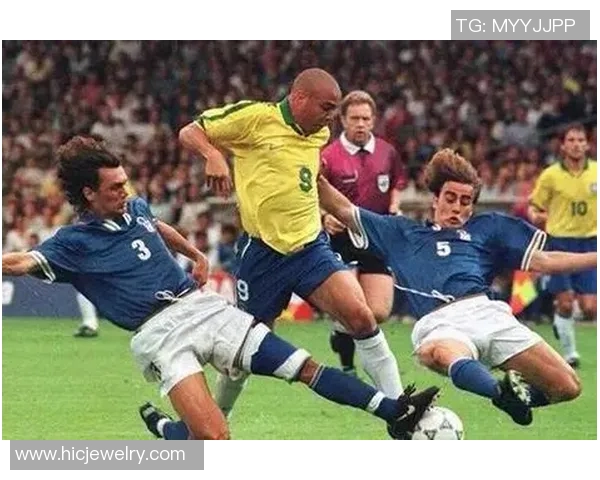 那些年我们心中永恒的足球明星与他们的传奇故事 那些年我们心中永恒的足球明星与他们的传奇故事