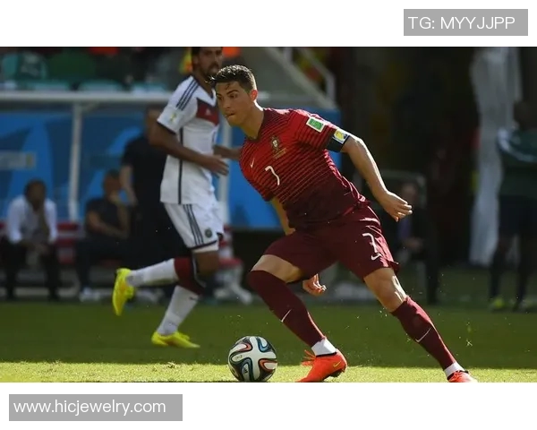 足球明星虚拟特效图片展现运动魅力与科技结合的完美视觉盛宴