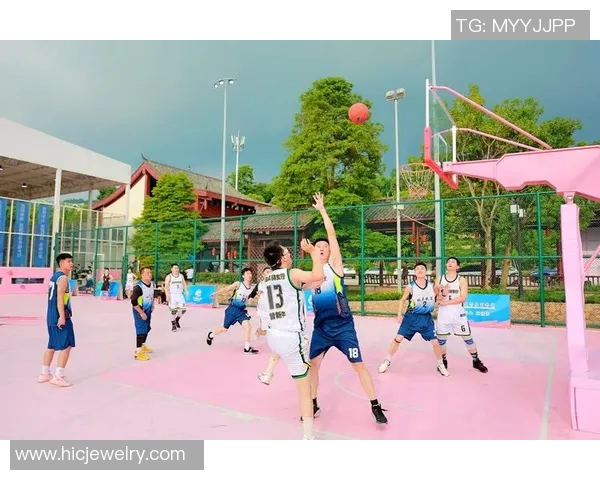 篮球明星齐聚成都激情碰撞篮球盛宴引发热潮